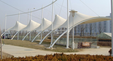 Golf tee pad structure