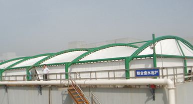 The concrete covering project for the wastewater tank at Zhejiang Xinhecheng Company