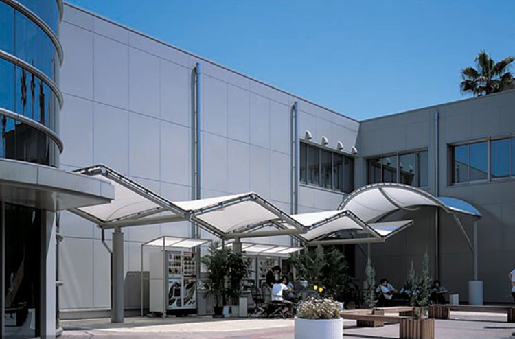 Sunshade and Leisure Area in Sanlitun, Beijing Sunshade and Leisure Area in Sanlitun, Beijing