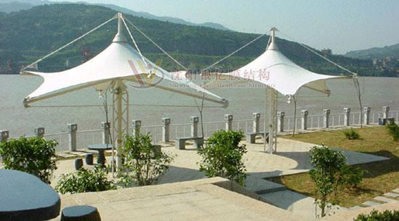 The landscape membrane structure along the Benxi Canal The landscape membrane structure along the Benxi Canal