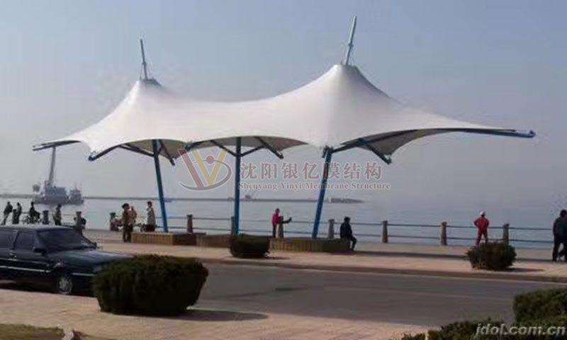 Landscape membrane structure